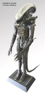 Alien-la-statua-del-film-a-grandezza-nat